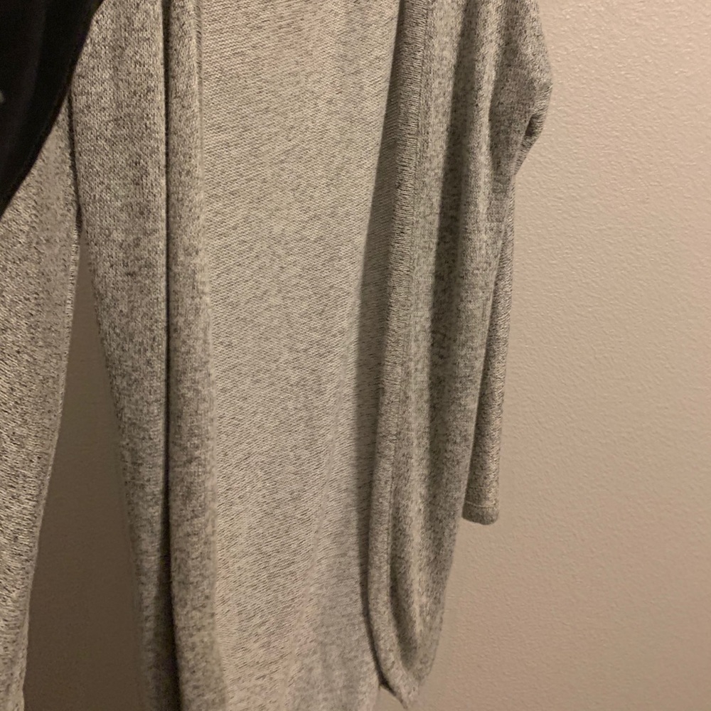 Cardigan - Picture 3 of 3